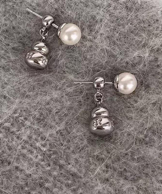 Boucles d'oreilles à tige en argent sterling avec perles grises fines - TrendAura