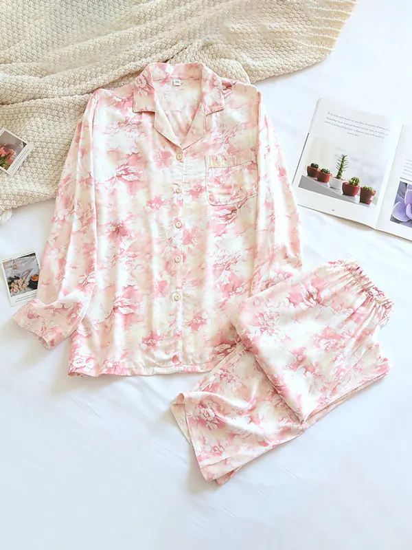 Floral Pyjama Set for Women – Elegant & Comfortable Loungewear