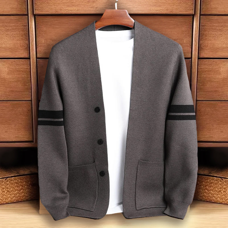Charisma Knit Cardigan François Blanchet For Modern Professionals With Versatile Warmth And Button Closure