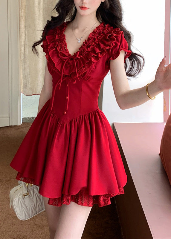 Robe mi-longue rouge à volants et col en V en coton patchwork pour l'été - TrendAura