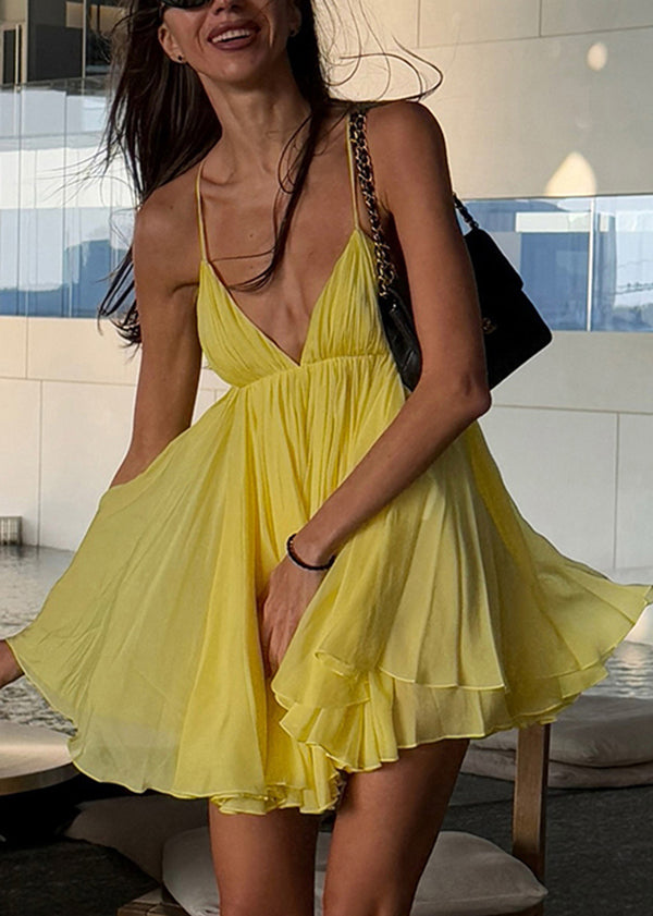 Robe jaune française dos nu à bretelles spaghetti pour l'été - TrendAura