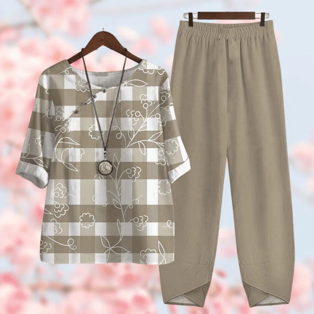 Women's Set - Floral Top with Button Detail - 3/4 Sleeves - Wide Pants with Elastic Waist