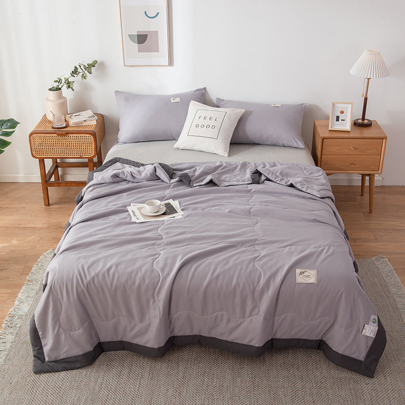 Minimalist Cotton Quilt with Stitched Pattern