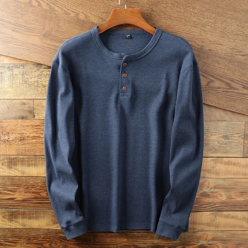 Classic long-sleeve shirt for men
