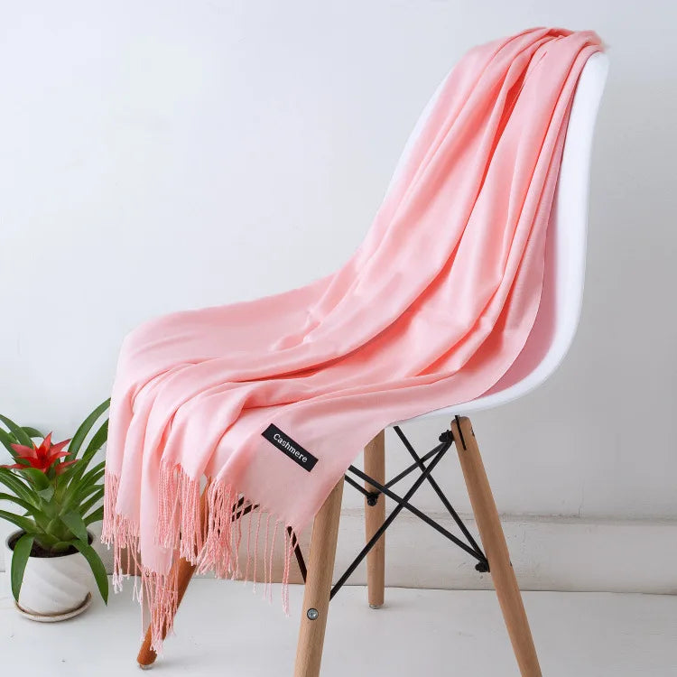 Eloura-Moda | An elegant and warm scarf for women