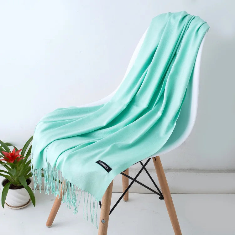 Eloura-Moda | An elegant and warm scarf for women