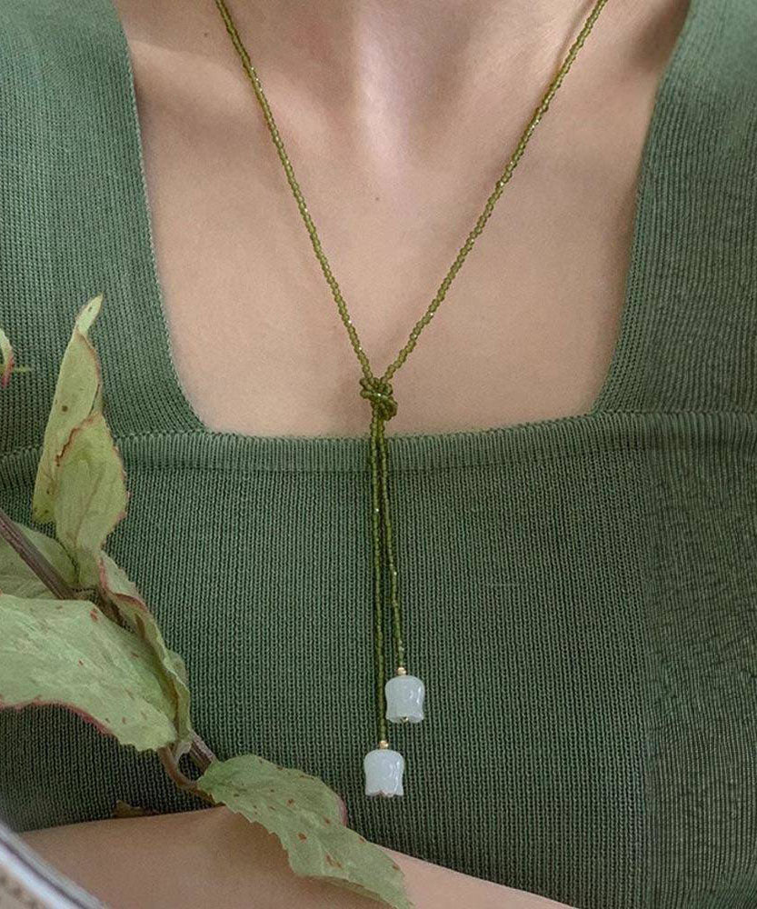 Collier pendentif en perles de muguet en cristal vert tissé à la main - TrendAura