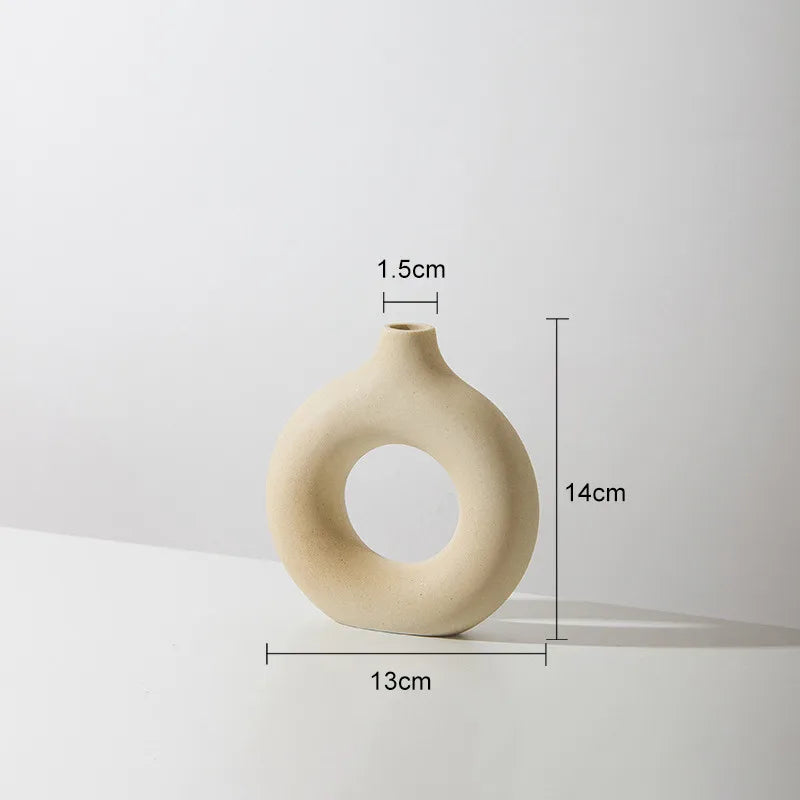 Hadran Circular Ceramic Vase