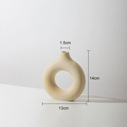 Hadran Circular Ceramic Vase
