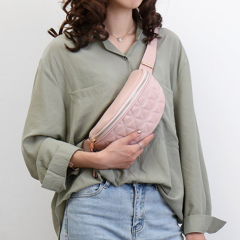 Hip bag made of PU leather with checkered pattern