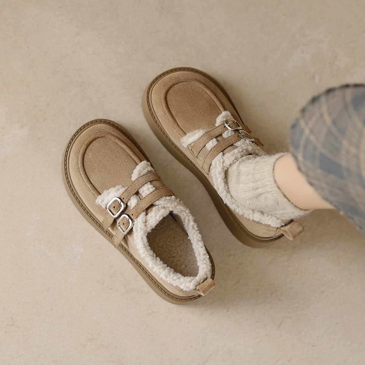 Women Platform Loafers With Arch Support And Plush Fleece Lining In Soft Suede For Winter Style