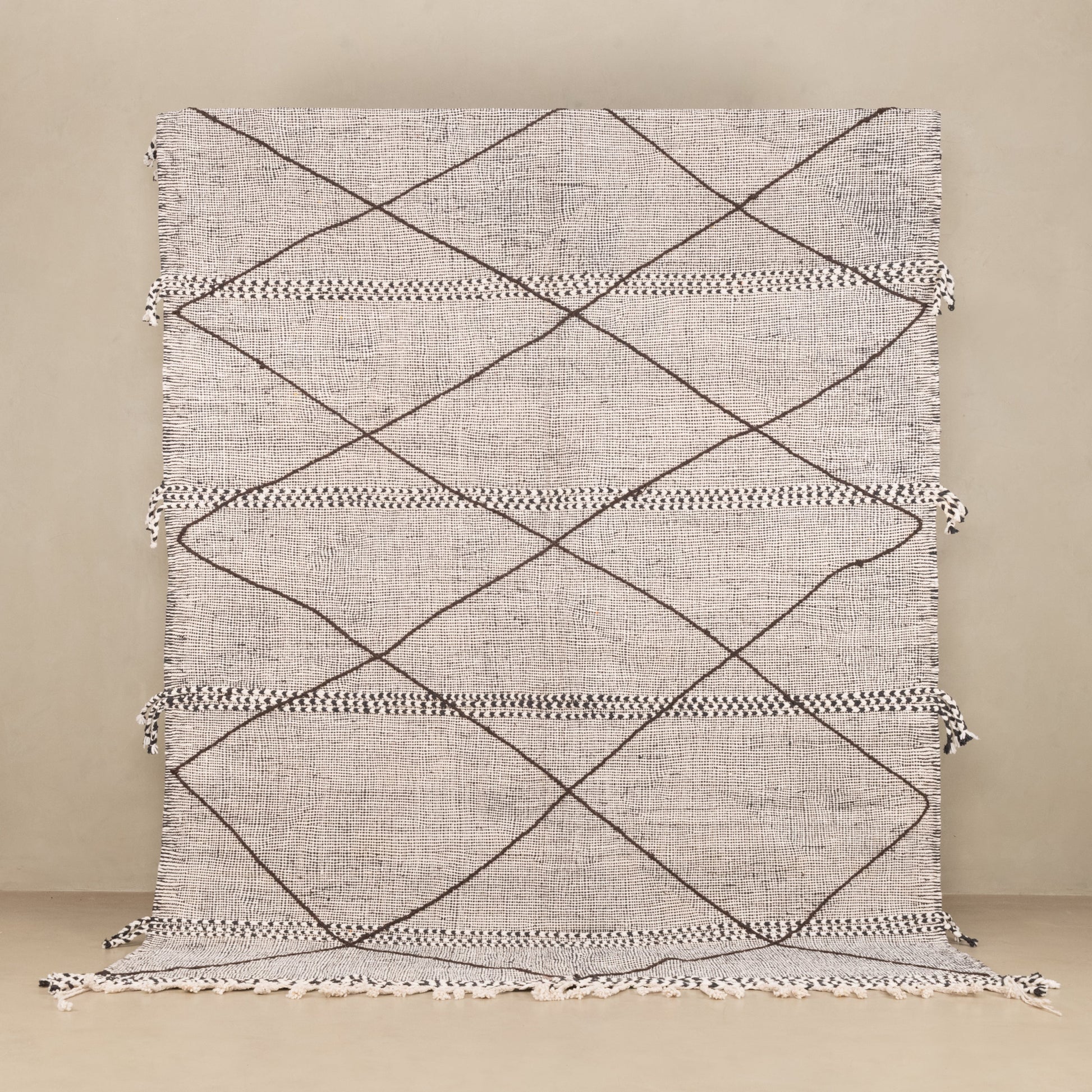 Chefa - Taznakht kilim rug - TrendAura
