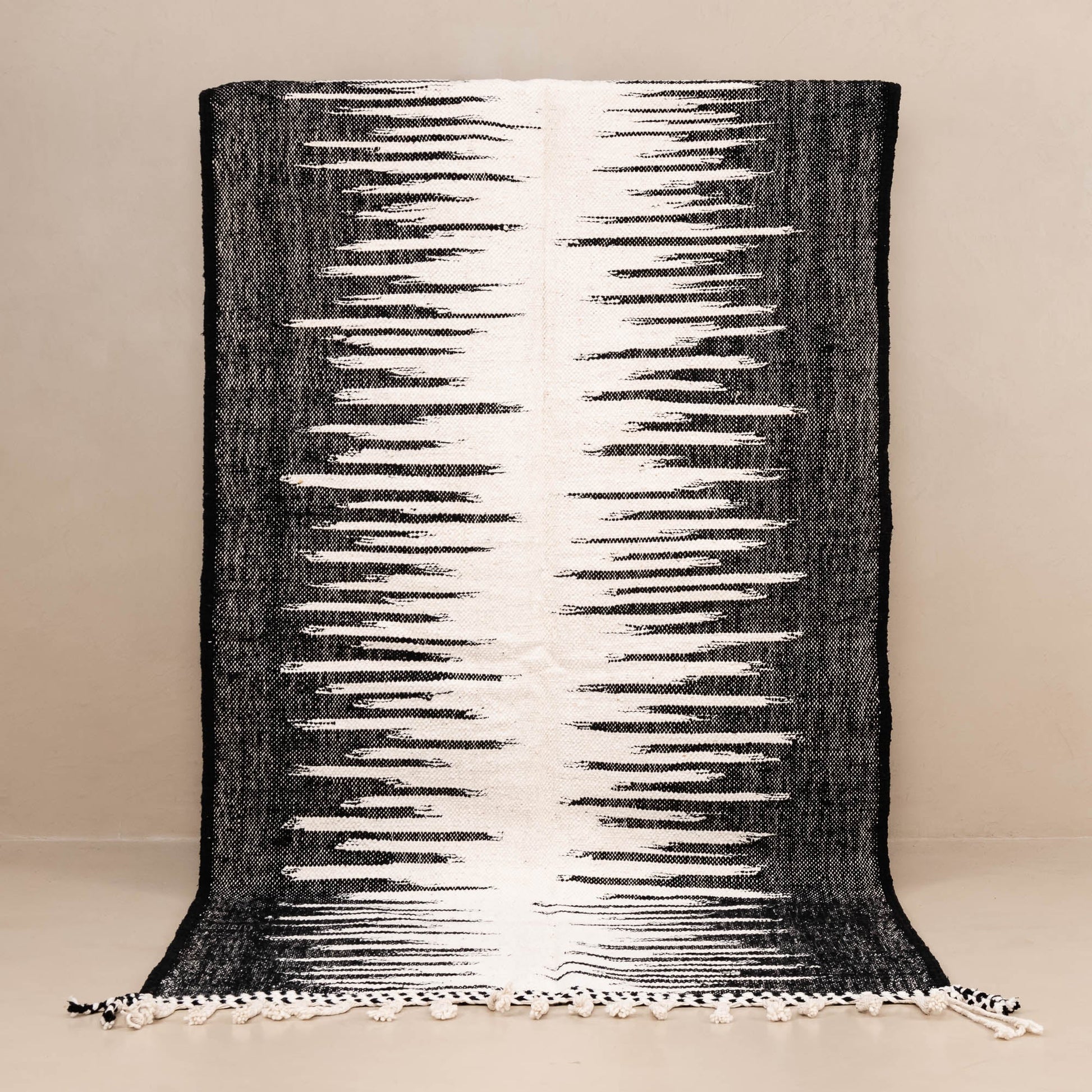 Tafza - Taznakht kilim rug - TrendAura