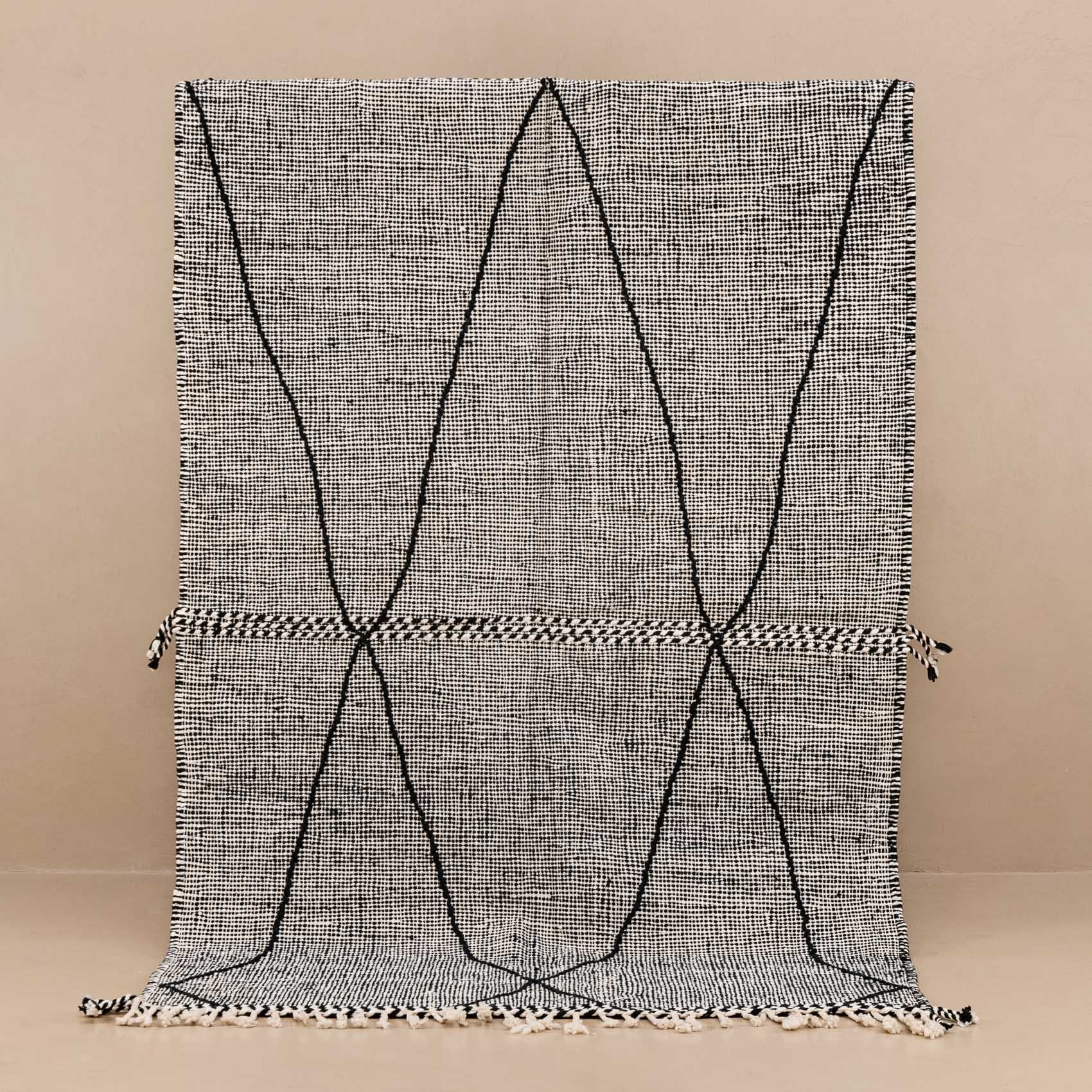 Huda - Taznakht kilim rug - TrendAura