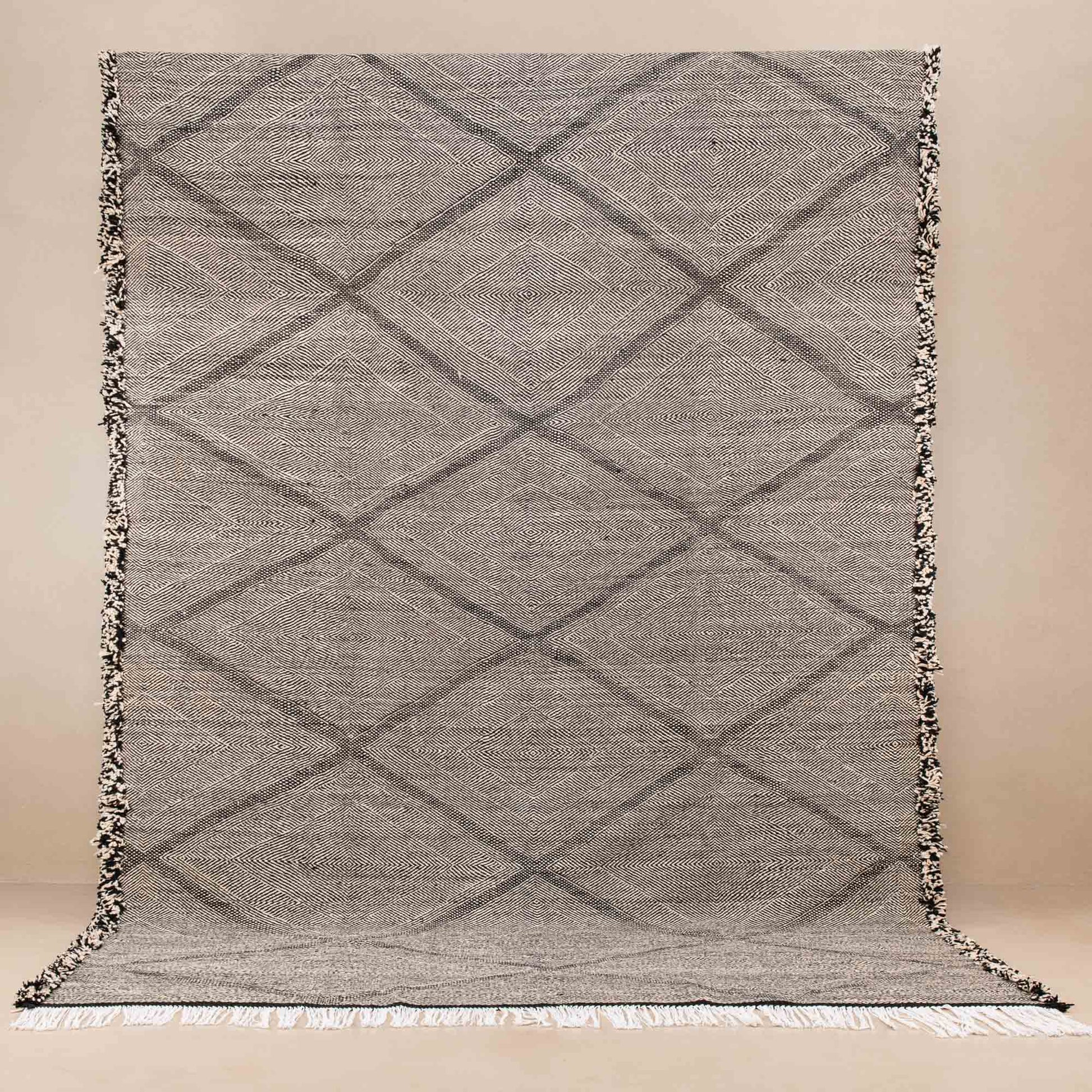 Bahada - taznakht kilim rug - TrendAura