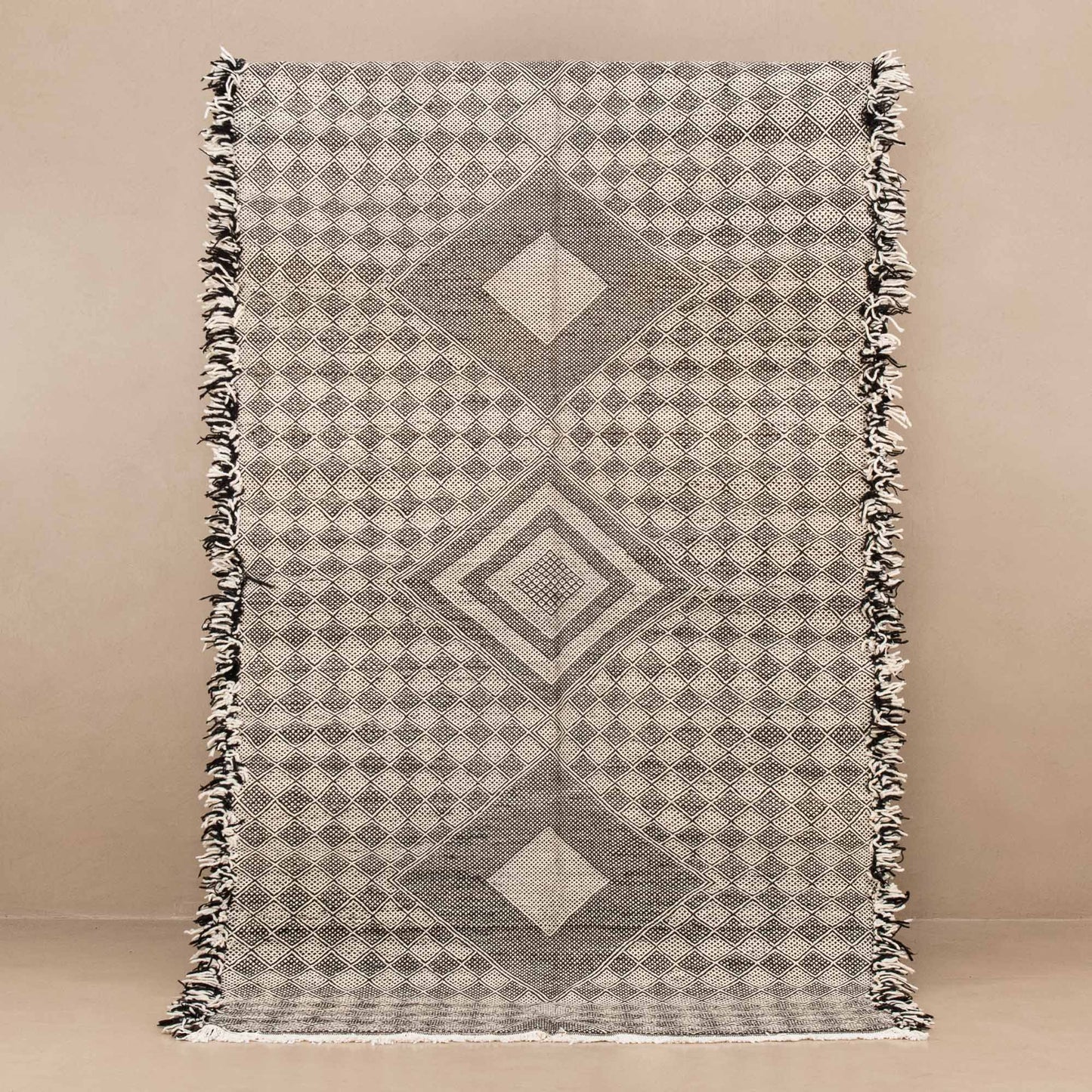 Taniya - taznakht kilim rug - TrendAura