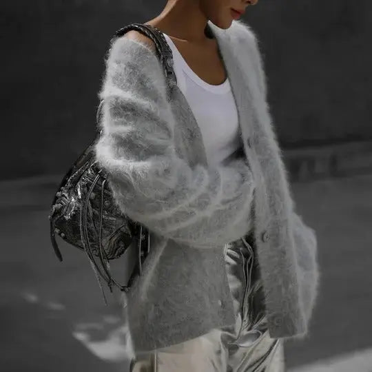 Soft Cardigan for Women – Cozy & Versatile Layering Essential