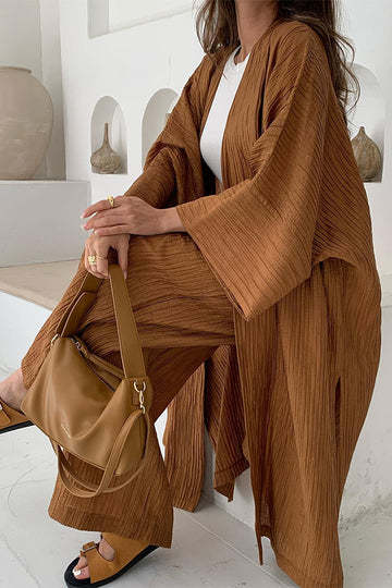 Casual women's cardigan and pants set