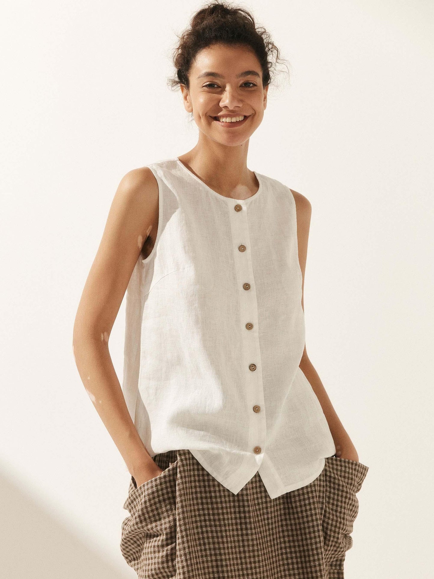 Linen Blouse for Women Breathable Lightweight Summer Top Comfortable Relaxed Fit Airy Everyday