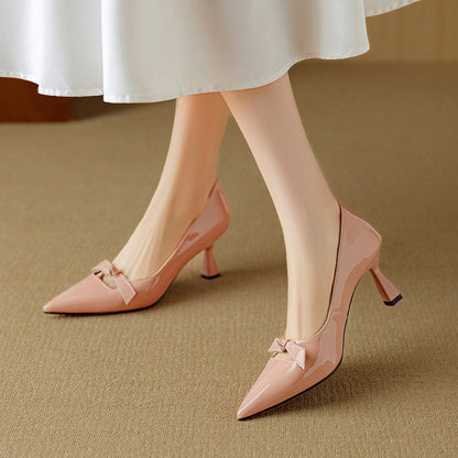 Women's Pointed Toe Kitten Heel Pumps with Bow Detail and Sleek Design