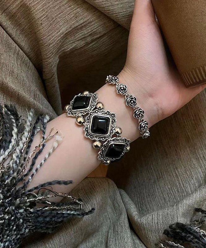 Bracelet moderne en argent sterling noir avec pierres précieuses et motif floral, deux pièces - TrendAura
