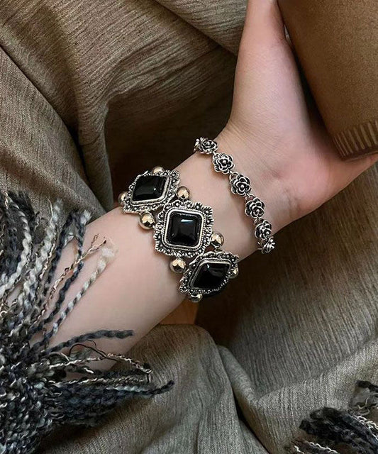 Bracelet moderne en argent sterling noir avec pierres précieuses et motif floral, deux pièces - TrendAura