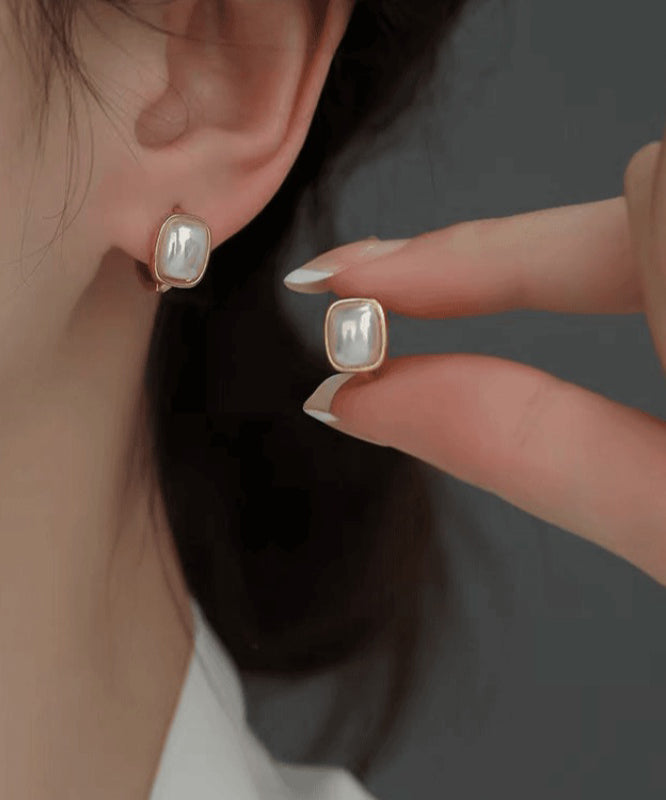 Boucles d'oreilles créoles modernes en alliage de cuivre doré et perles carrées - TrendAura