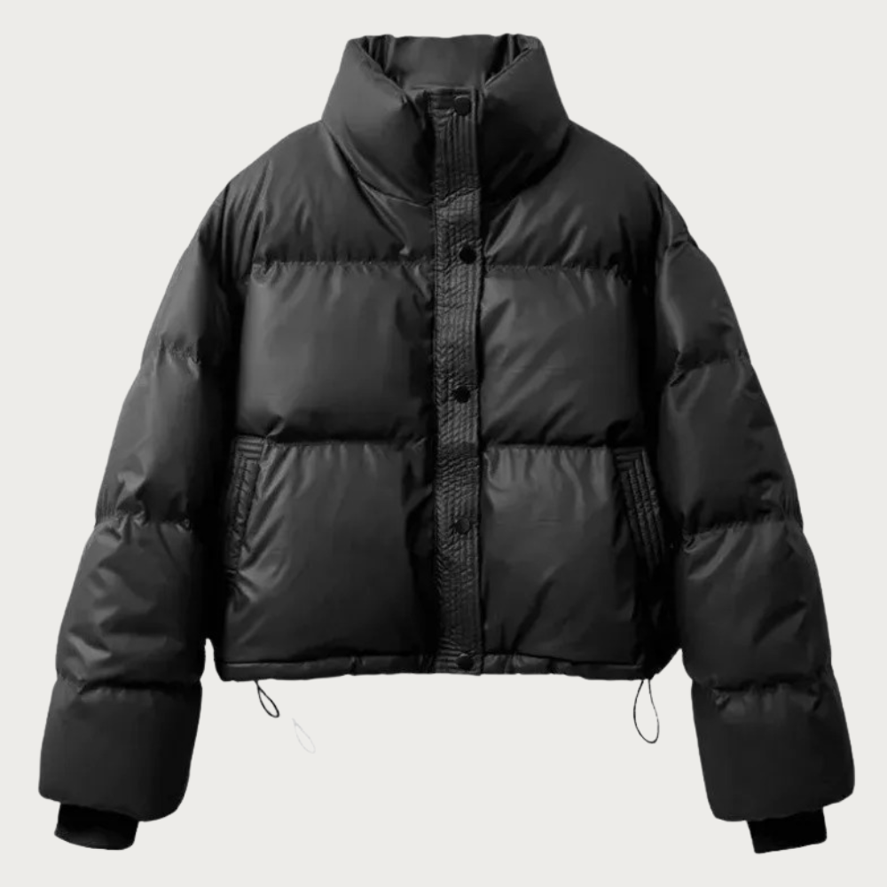 Fashionable puffer jacket with cropped design