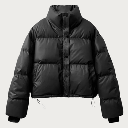Fashionable puffer jacket with cropped design