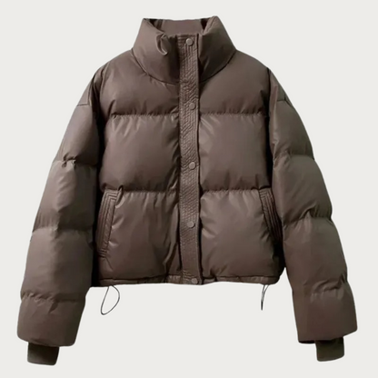 Fashionable puffer jacket with cropped design