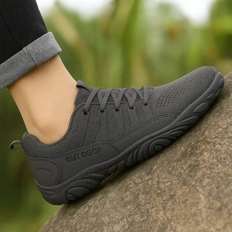 Maogu Men Barefoot Hiking Sneakers Wide Toe Fit Lightweight Breathable Mesh For All Terrain Comfort