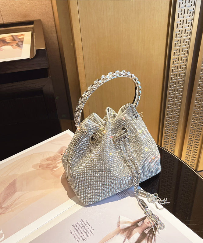 Sac à eau en métal pailleté et diamants fait main - TrendAura
