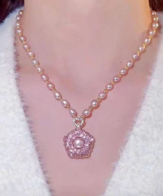 Nouveau collier avec pendentif en perles de zircon violet clair et cuivre surdoré - TrendAura