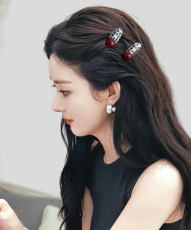 Épingle à cheveux fantaisie en acrylique rouge avec perles et pois - TrendAura