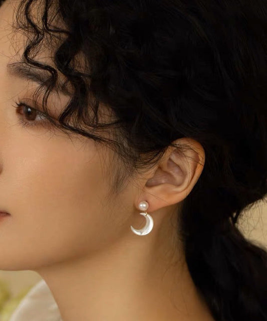 Boucles d'oreilles fantaisie à tige en cuivre blanc et perles de lune - TrendAura