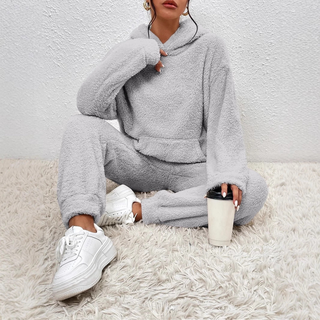 Women’s Two-Piece Lounge Set – Plush Fleece Hoodie with Kangaroo Pocket – Wide-Leg Pants