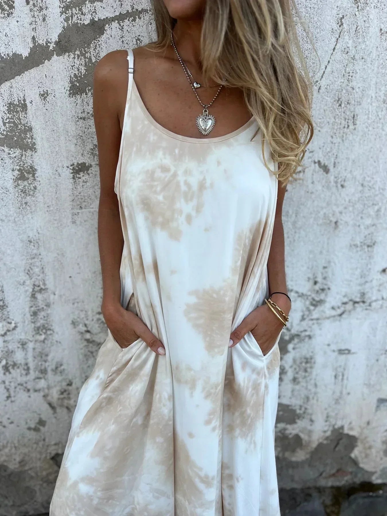 Women’s Maxi Dress – Relaxed Fit – Adjustable Straps – Breathable Cotton – Pockets