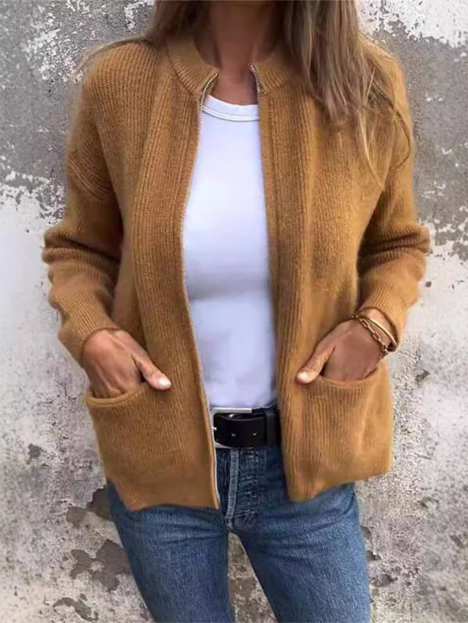 Women’s Jacket – Ribbed Knit – Loose Fit – Stand-Up Collar – Zipper Front – Casual Pockets