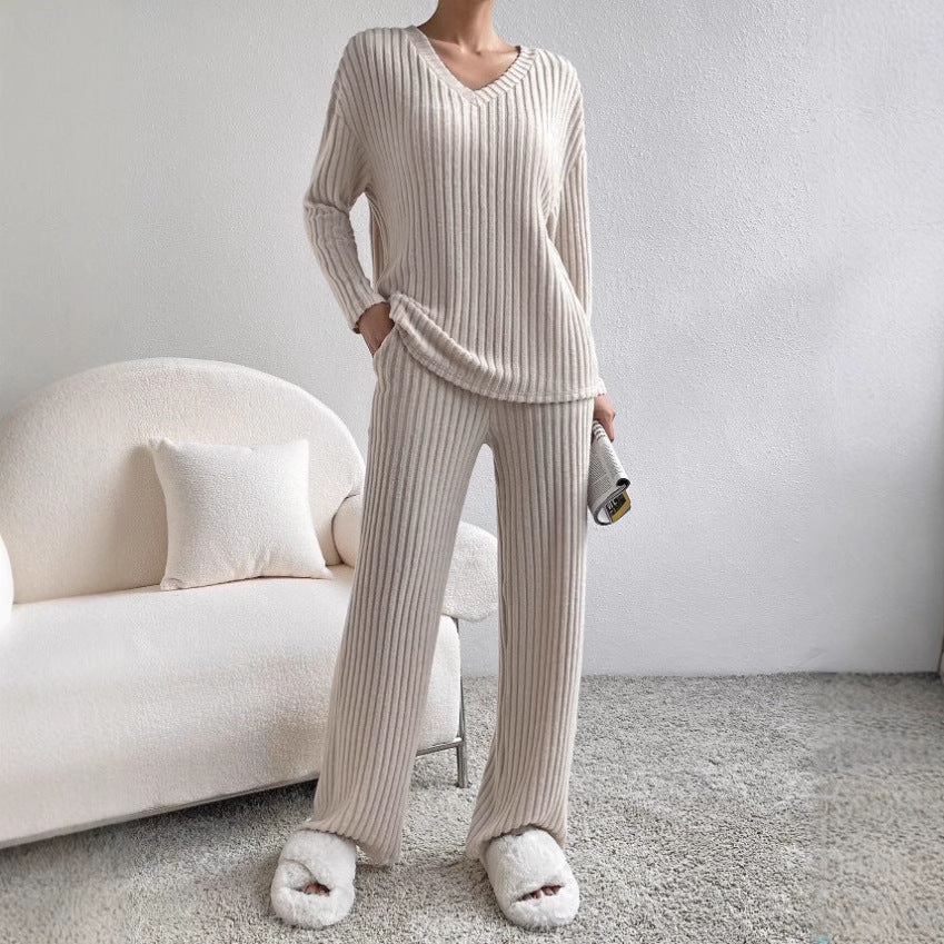 Women's Set – Ribbed V-neck Top – Relaxed Fit – Straight Leg Pants