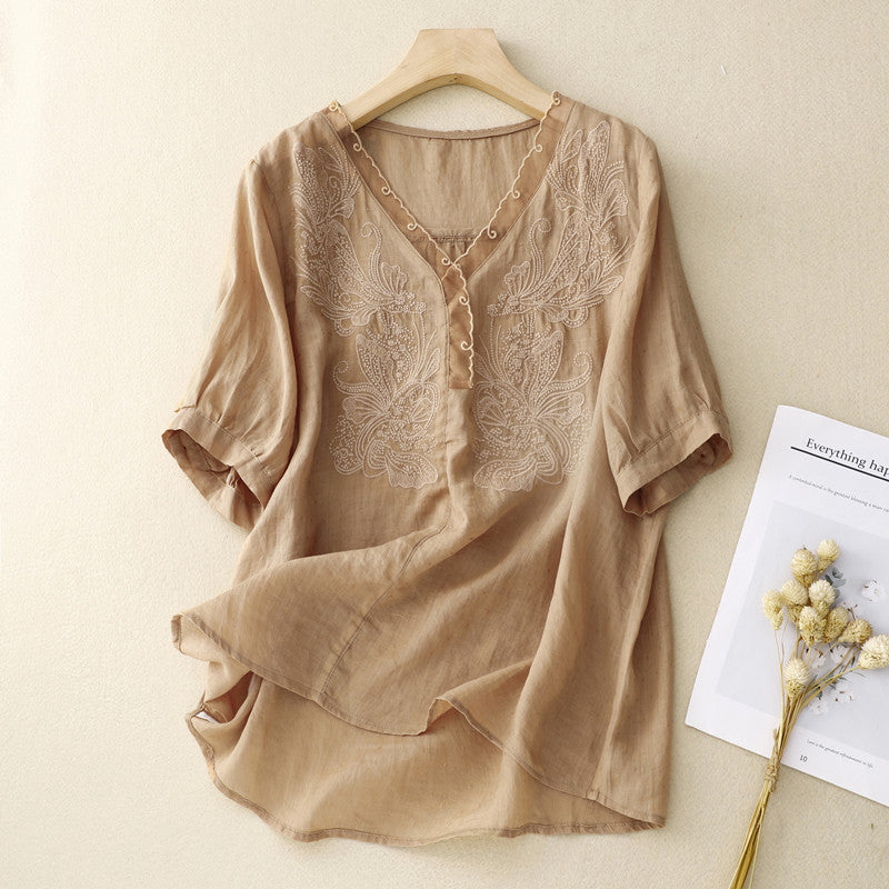 Women's Short-Sleeved Shirt – Loose Fit – V-Neck – Embroidery – Breathable Quality