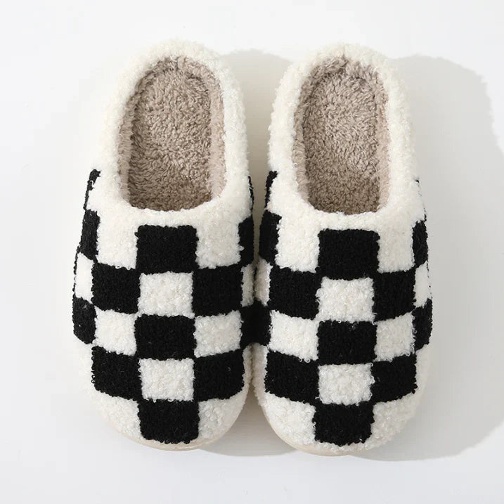 Women’s Checkered Slip-On Slippers | Winter