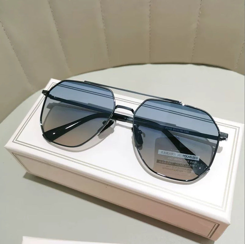 Men Metal Frame Sunglasses Bold Fashion Eyewear With Lightweight Comfort And UV Protection