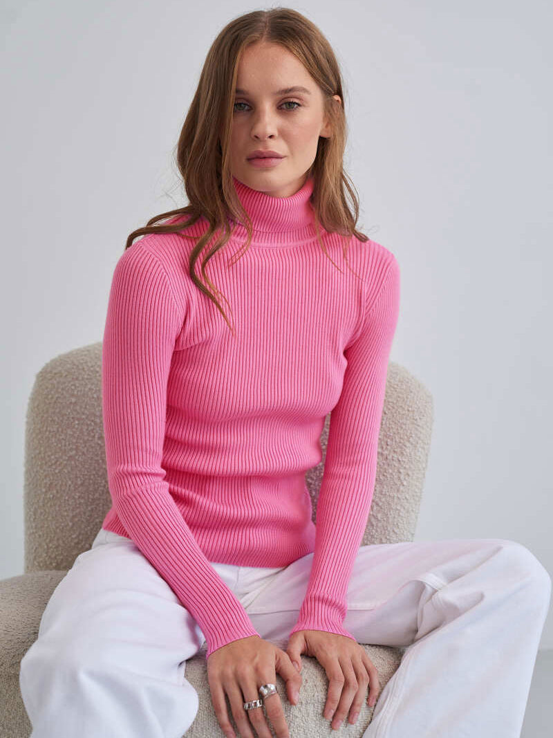 Women’s Turtleneck Pullover Top – Slim Fit – Ribbed Knit – Long Sleeve Stretchy Layer