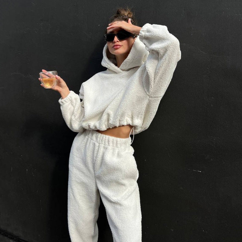 Women’s Two-Piece Loungewear Set – Fleece Oversized Hoodie and High Waist Pants – Soft Feel