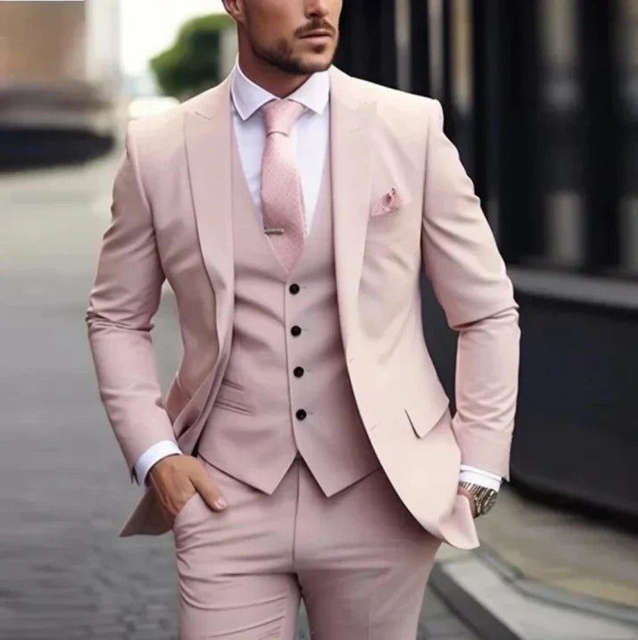 Men's 3 Piece Wedding Guest Suit Classic Fit With Elegant Tailoring For Gentlemen