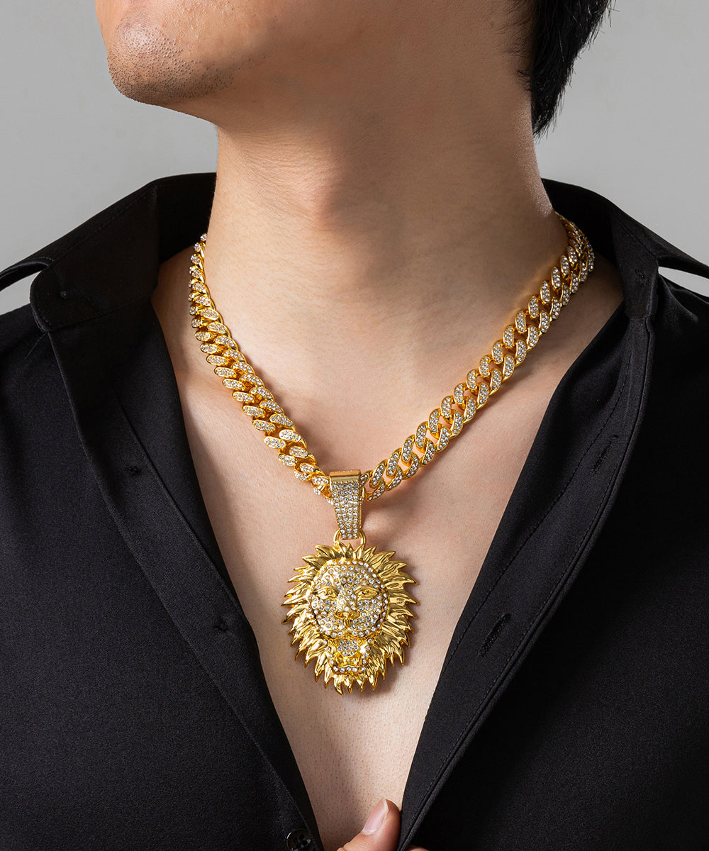 Collier pendentif en zircon doré au design original - TrendAura