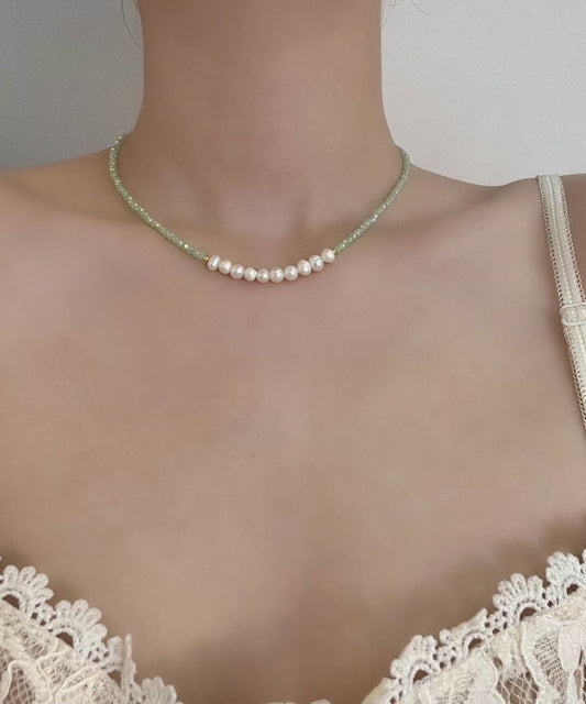 Collier de perles en acier inoxydable vert clair au design original, avec perles en cristal graduées - TrendAura