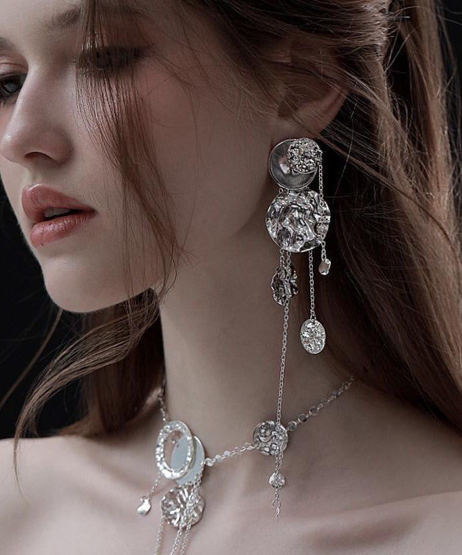 Boucles d'oreilles pendantes à pampilles ondulées en cuivre et soie au design original - TrendAura