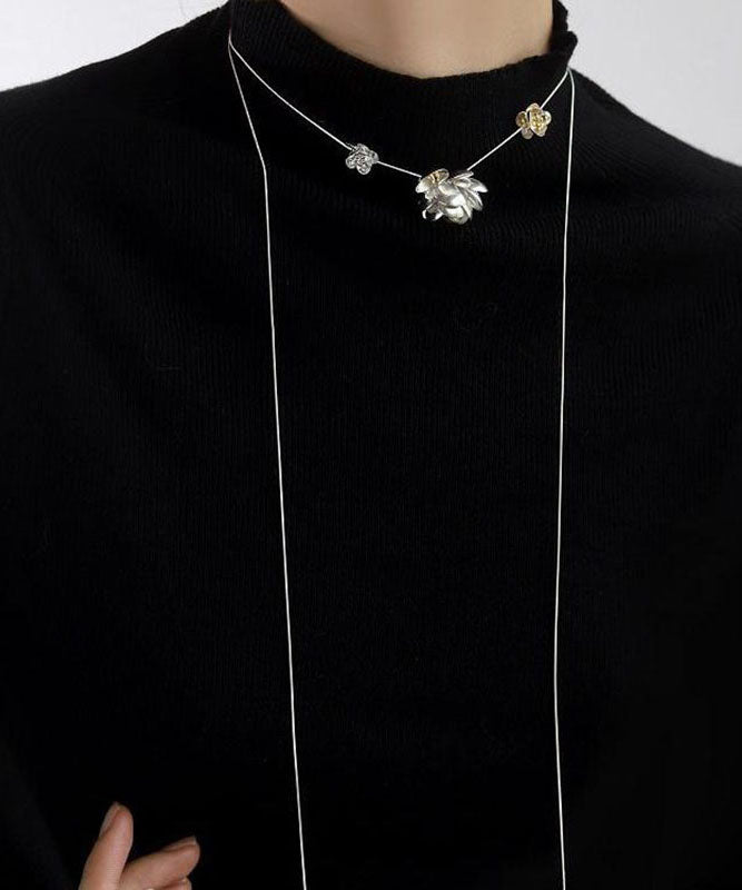 Collier médaillon original en argent sterling blanc avec fleur de camélia - TrendAura