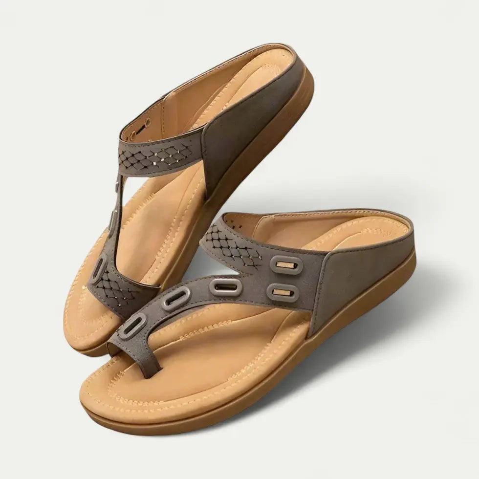 Supportive Design Sandals for Women – Stylish & Comfortable Slip-Ons